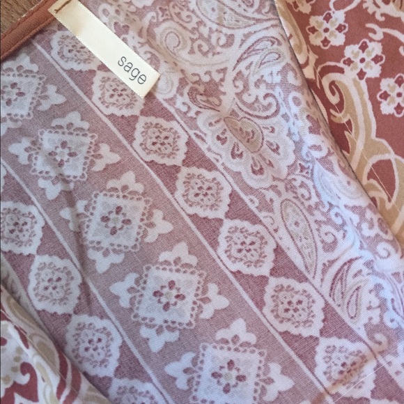 Two Piece Set - Picture 4 of 4